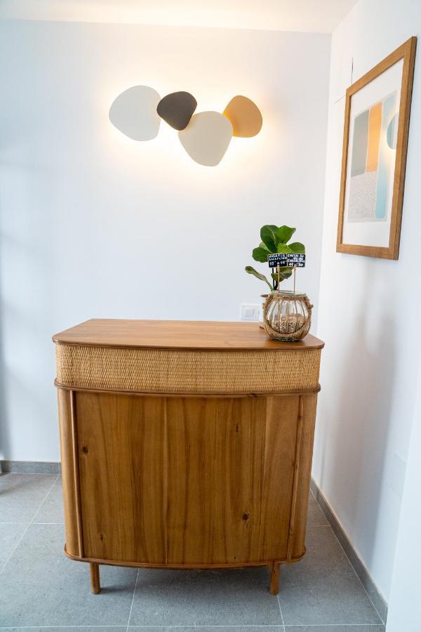 Hostal Tarantelo Conil Коніль-де-ла-Фронтера Екстер'єр фото