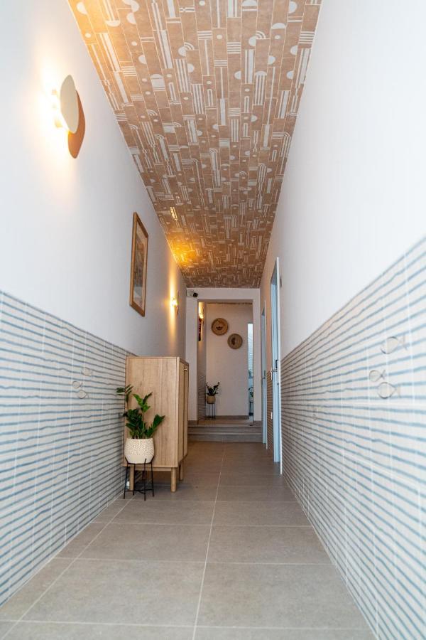 Hostal Tarantelo Conil Коніль-де-ла-Фронтера Екстер'єр фото
